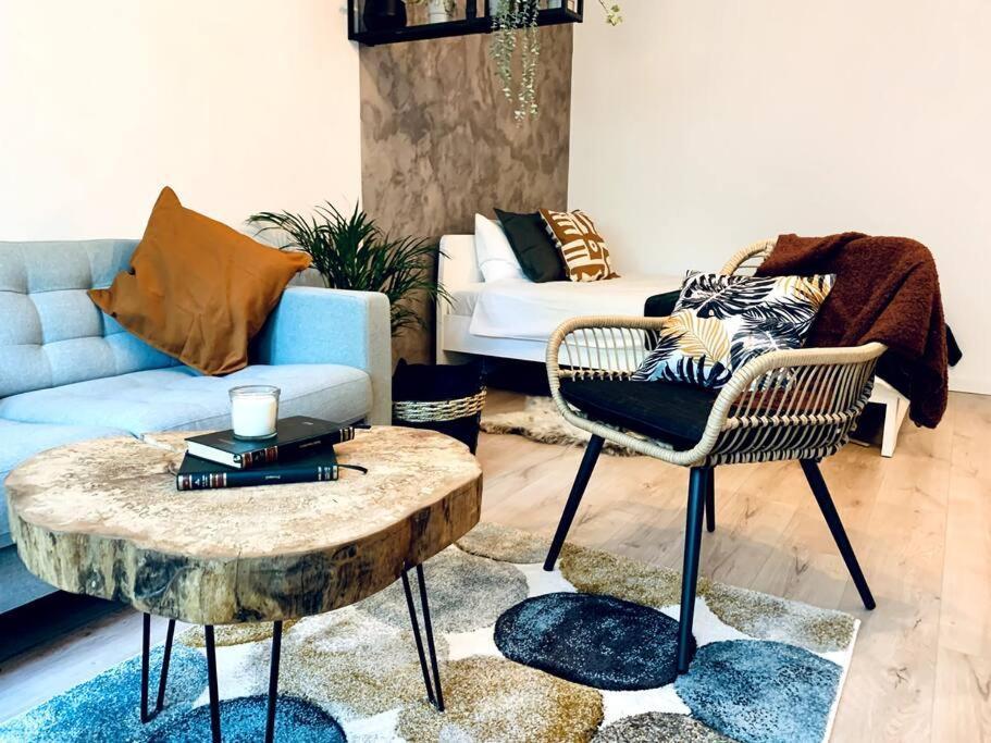Heart Of The City - Modern Studio With Balcony Apartment Bucharest Luaran gambar